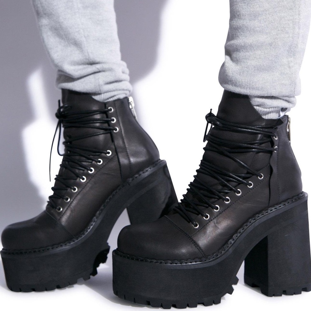 ISO UNIF Thrash boot